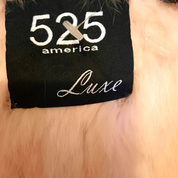 Vest made of natural rabbit, very warm, new. $ 130 size S - Picture 2 of 5